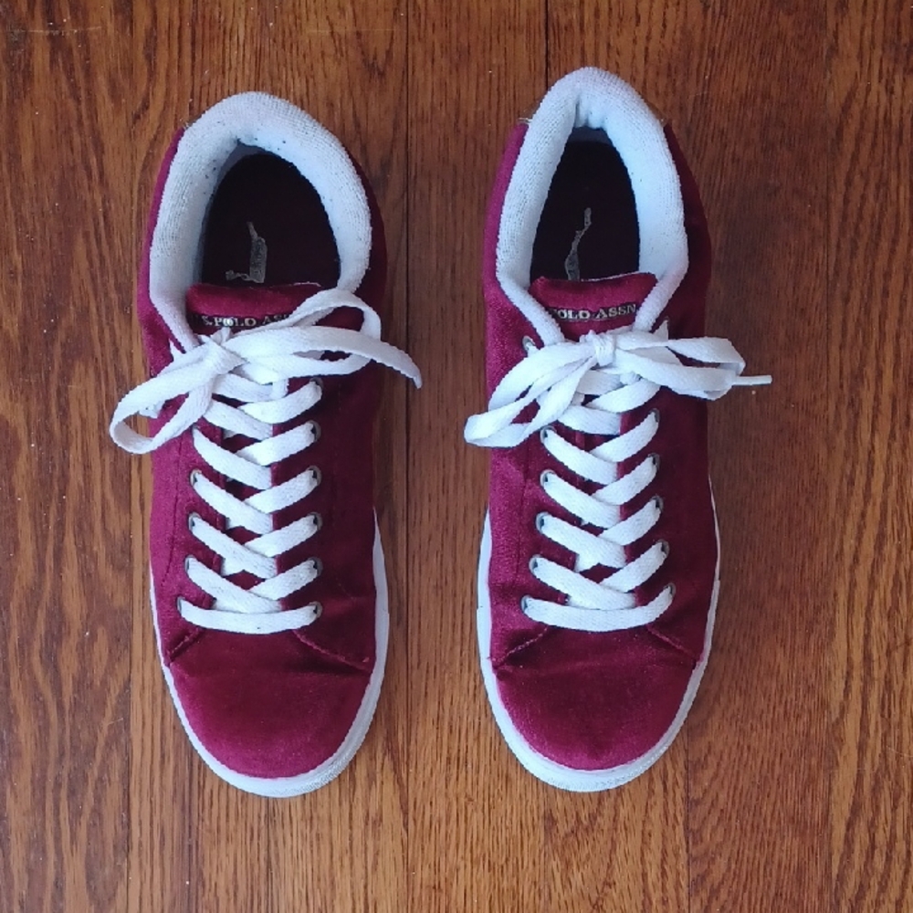 U.S.Polo Association Burgundy Red Velvet Sneakers Cushioned Ankles W8 - Picture 4 of 12